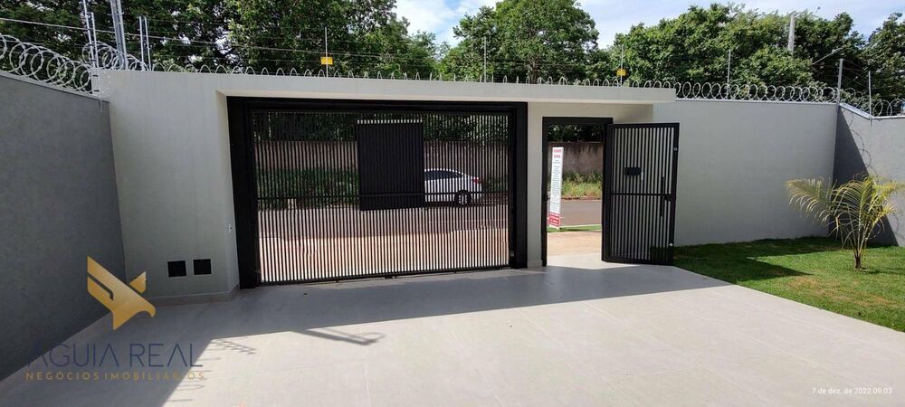 Casa à venda com 3 quartos, 165m² - Foto 2