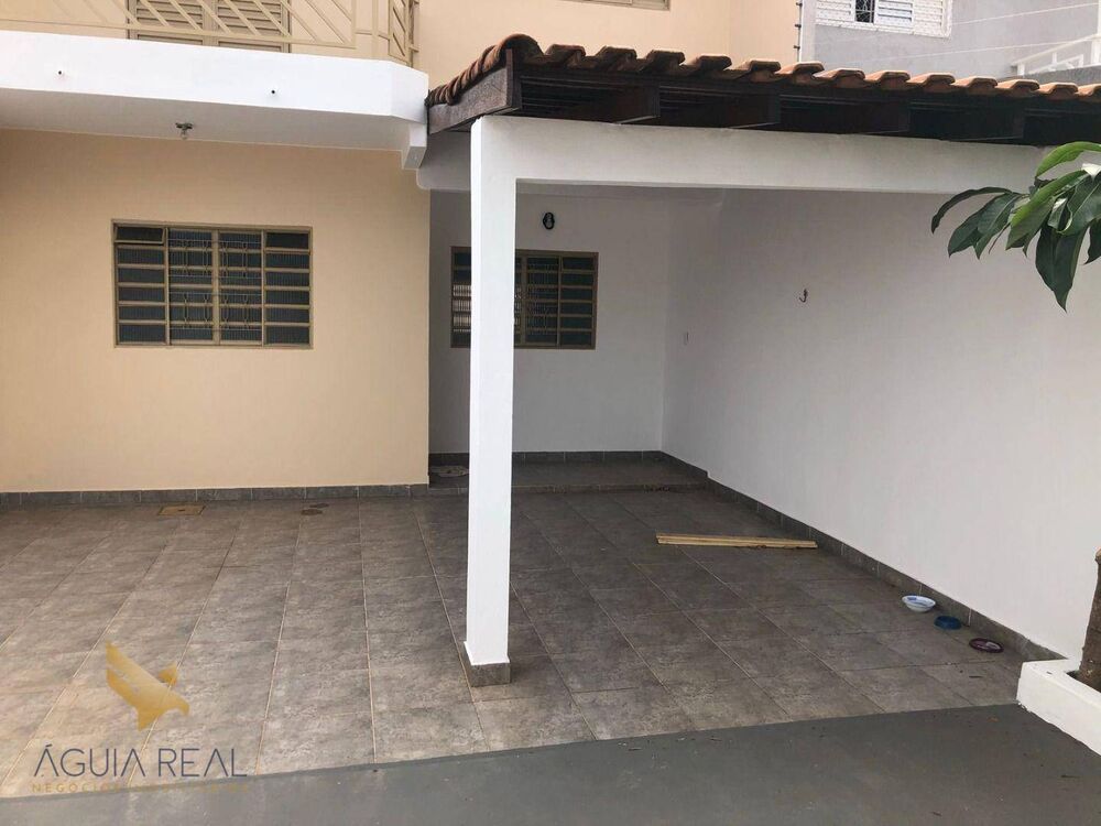 Sobrado à venda com 3 quartos, 140m² - Foto 2