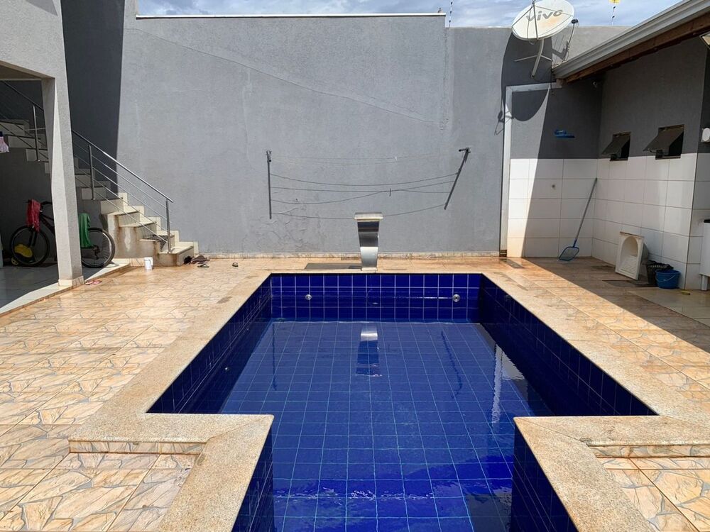 Sobrado à venda com 6 quartos, 300m² - Foto 3