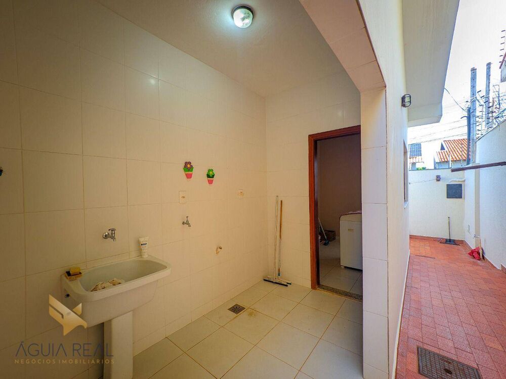 Sobrado, 4 quartos, 257 m² - Foto 6