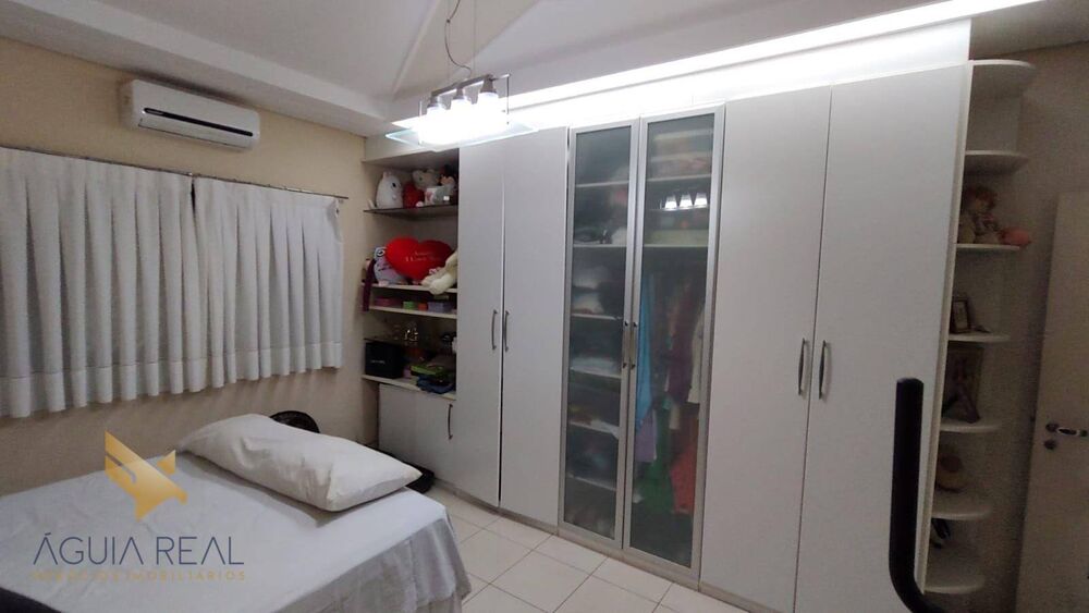 Casa à venda com 3 quartos, 293m² - Foto 16