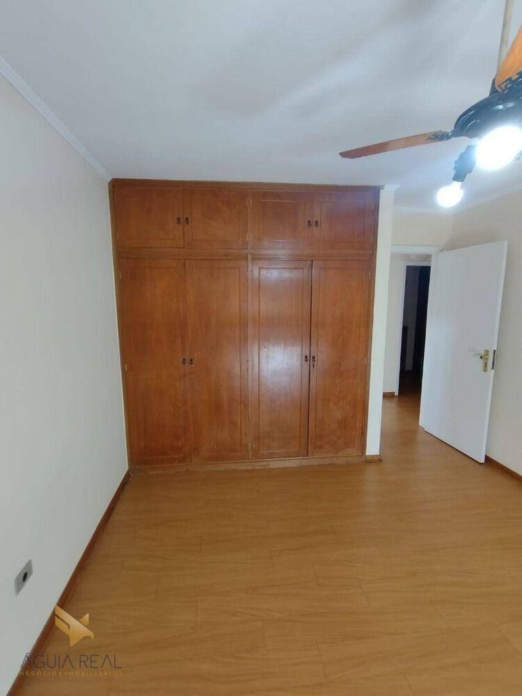 Sobrado, 6 quartos, 261 m² - Foto 1