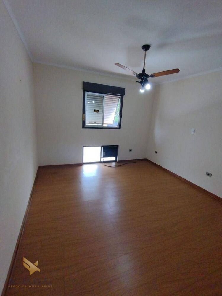 Sobrado, 6 quartos, 261 m² - Foto 3