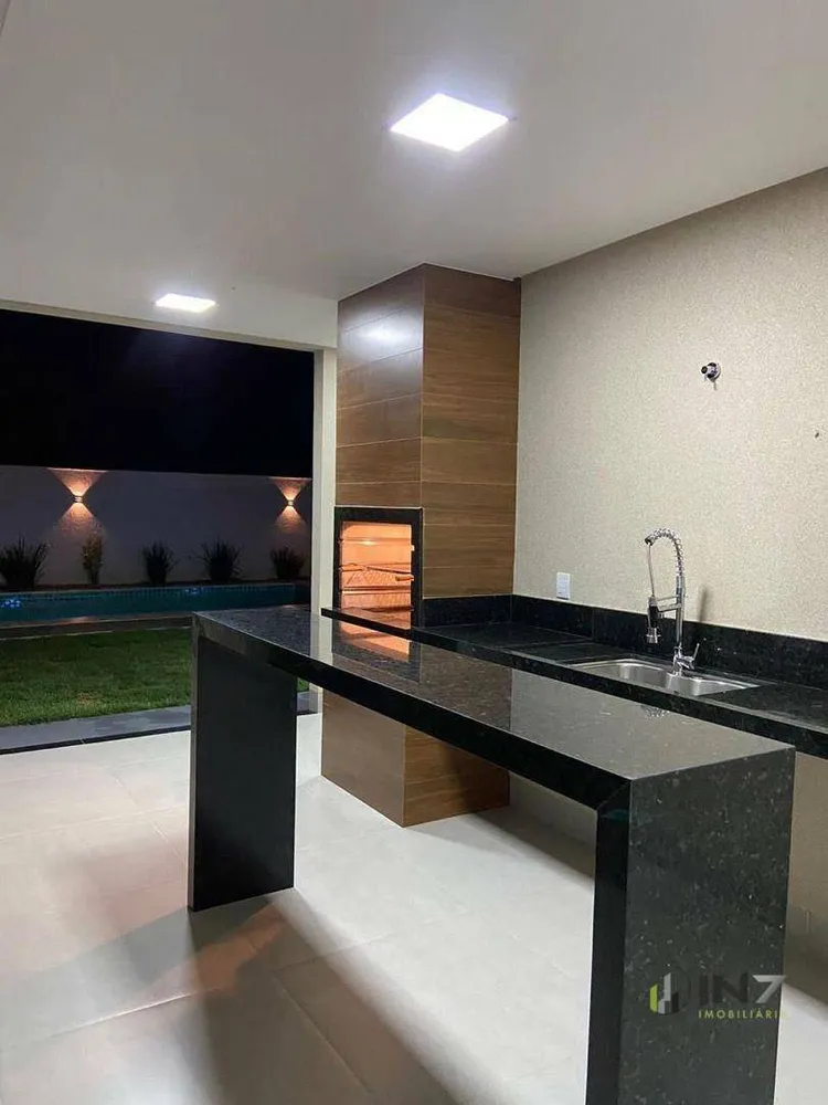 Casa, 3 quartos, 238 m² - Foto 2