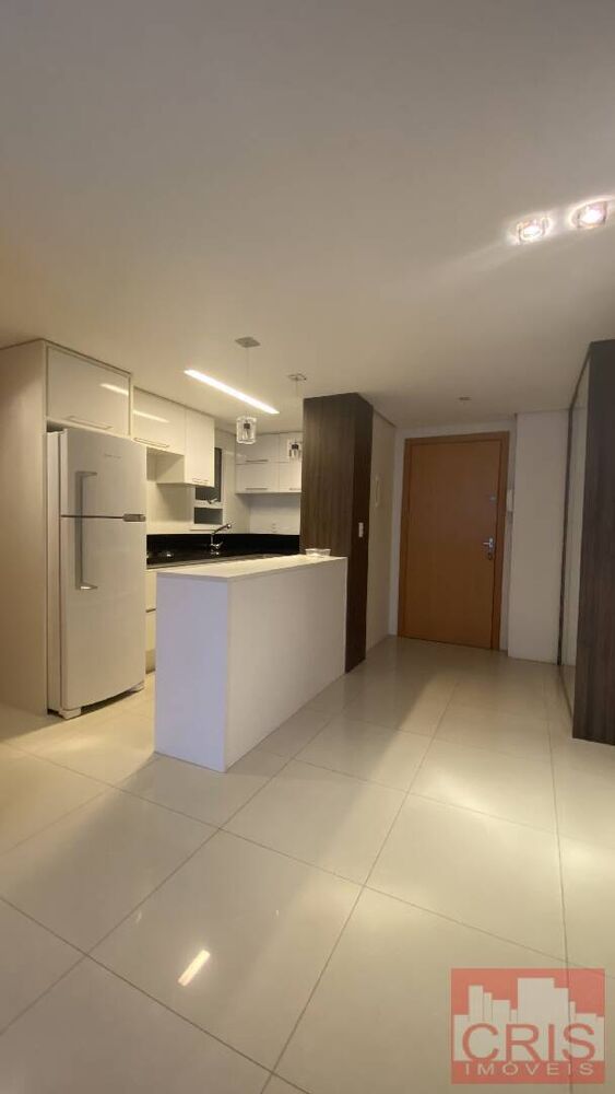 Apartamento à venda com 1 quarto, 45m² - Foto 2