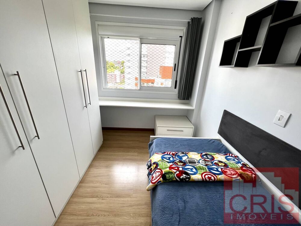 Apartamento à venda com 2 quartos, 78m² - Foto 3