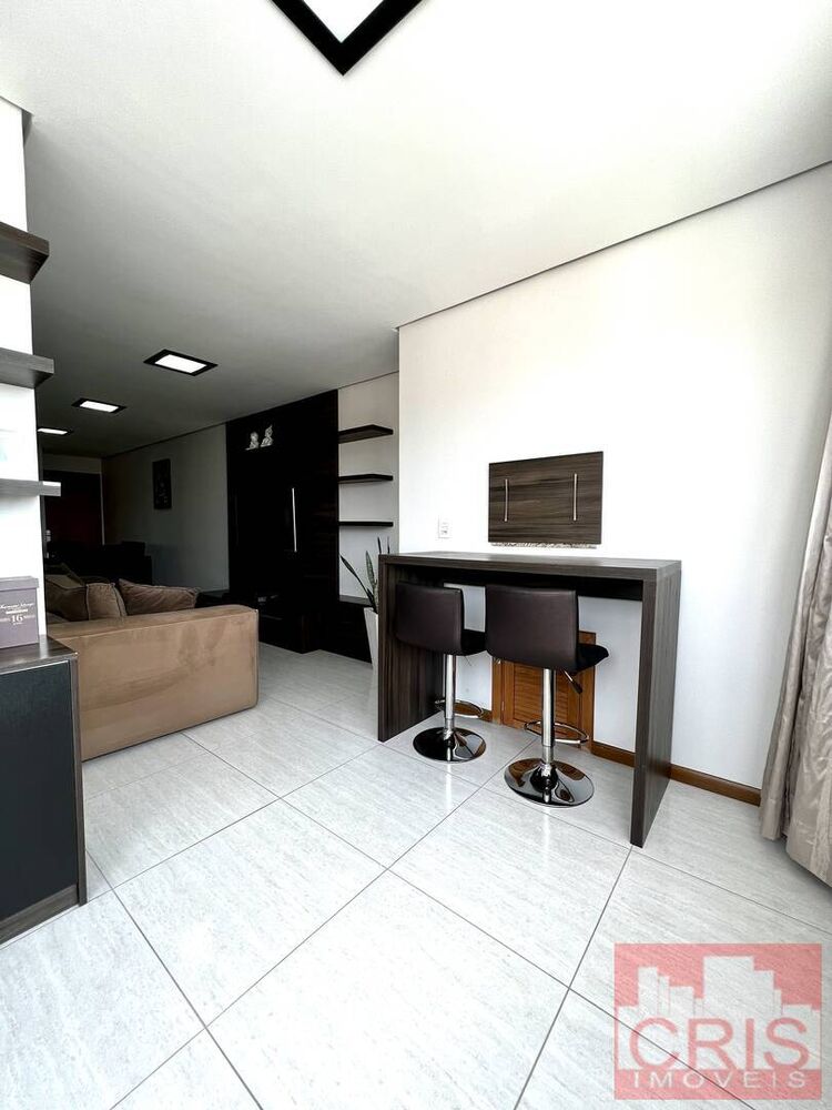 Apartamento à venda com 2 quartos, 78m² - Foto 7