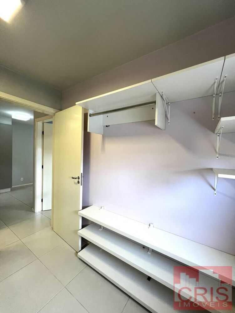 Apartamento à venda com 2 quartos, 42m² - Foto 4
