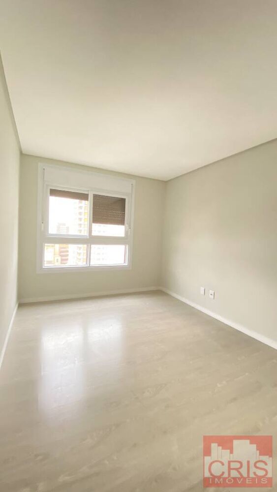 Apartamento à venda com 2 quartos, 71m² - Foto 3