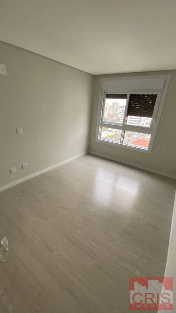 Apartamento à venda com 2 quartos, 71m² - Foto 2