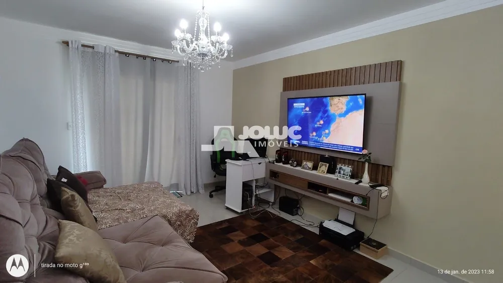 Sobrado, 3 quartos, 180 m² - Foto 2