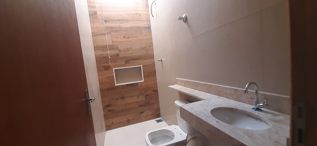 Casa à venda com 2 quartos, 80m² - Foto 3