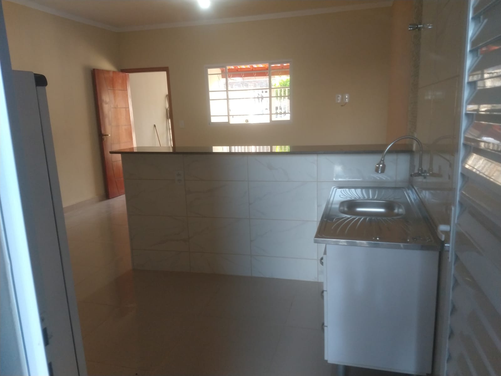 Casa à venda com 2 quartos, 80m² - Foto 10