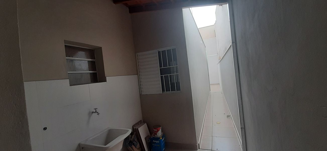 Casa à venda com 2 quartos, 80m² - Foto 12