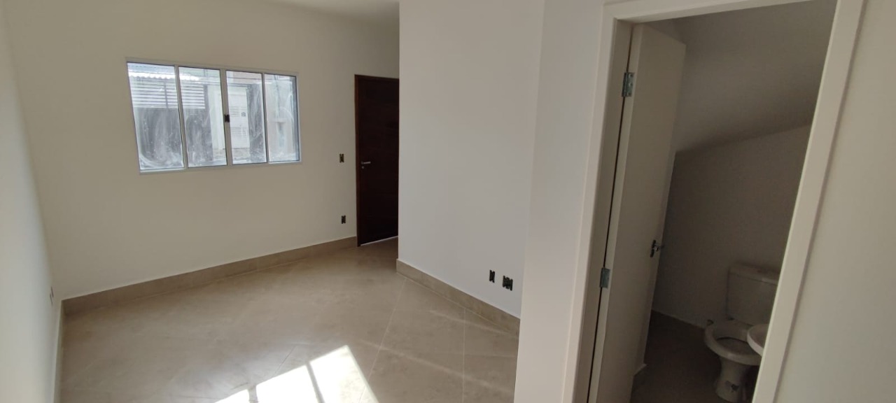 Sobrado à venda com 2 quartos, 64m² - Foto 3