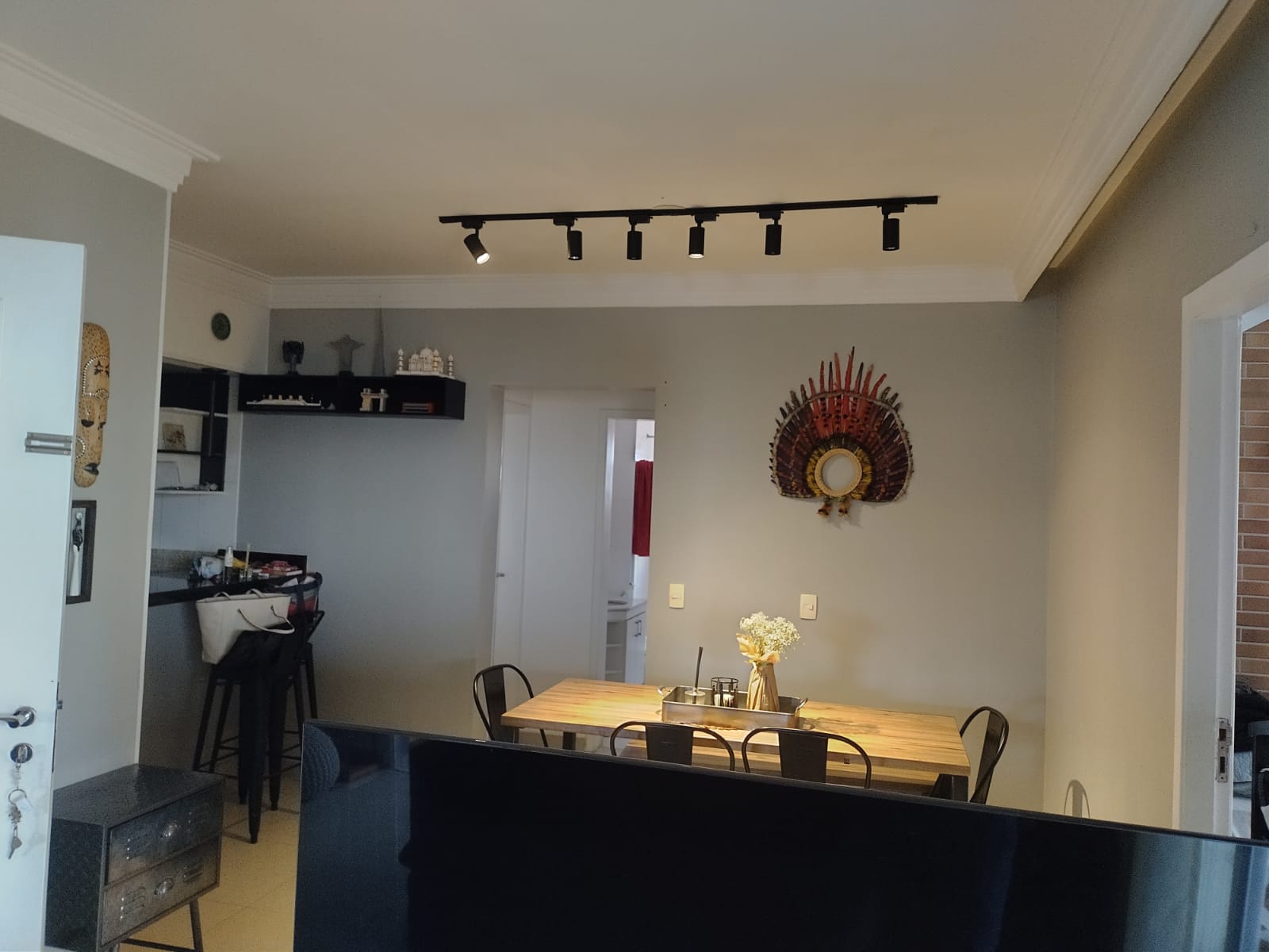 Apartamento à venda com 3 quartos, 151m² - Foto 2