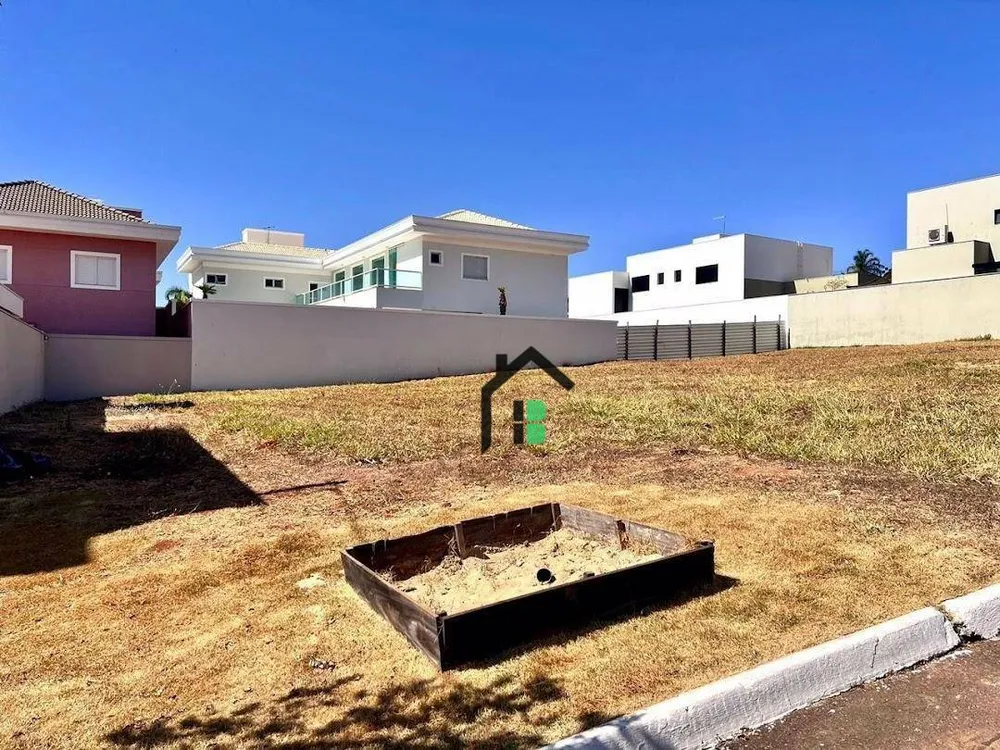 Loteamento e Condomínio, 430 m² - Foto 1