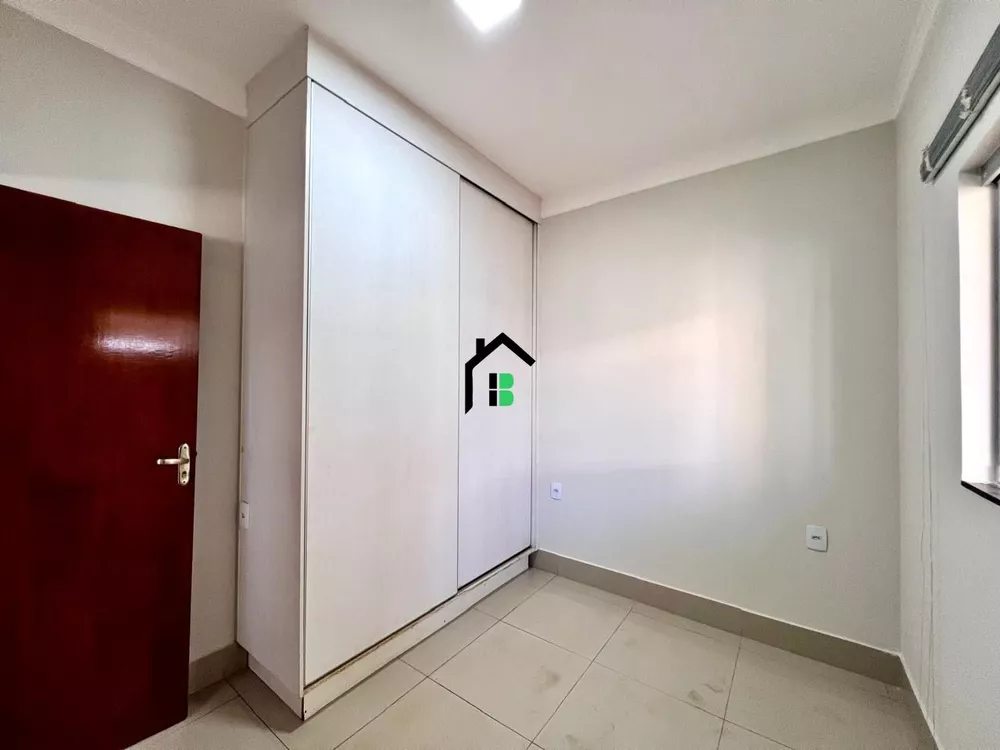 Casa à venda com 3 quartos, 179m² - Foto 6