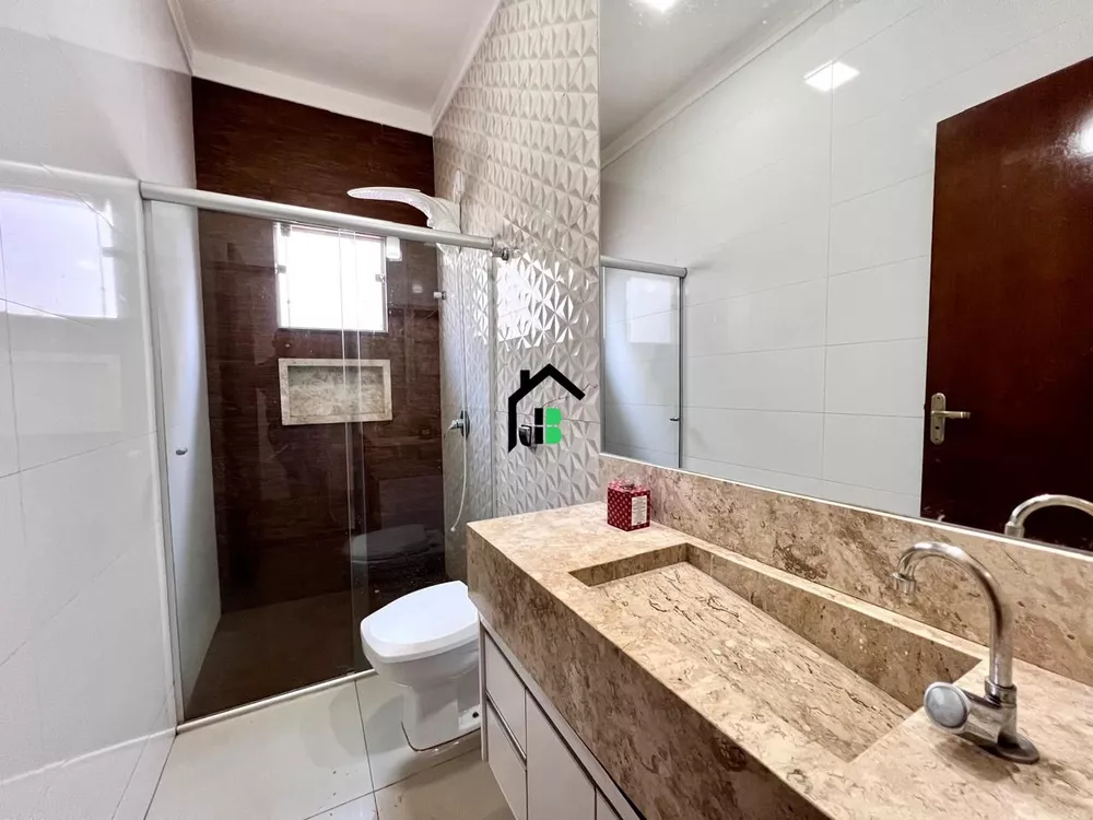 Casa à venda com 3 quartos, 179m² - Foto 4