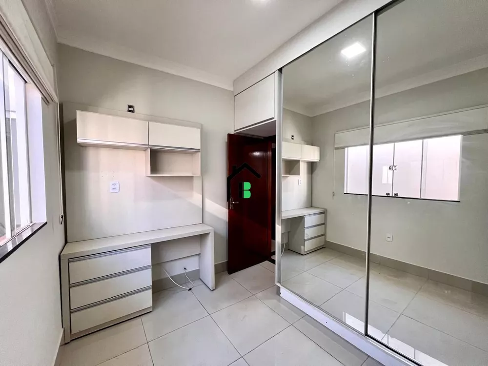 Casa à venda com 3 quartos, 179m² - Foto 5