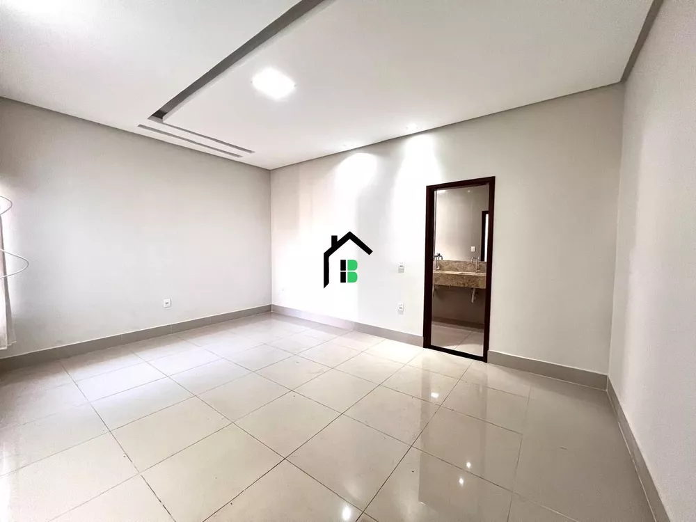 Casa à venda com 3 quartos, 179m² - Foto 3