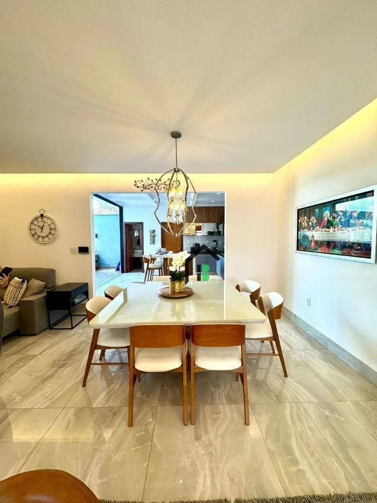 Casa, 4 quartos, 237 m² - Foto 6