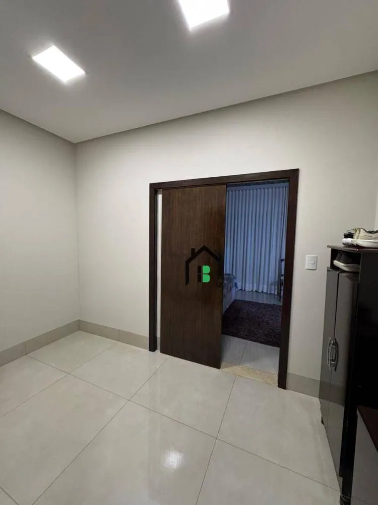 Casa, 3 quartos, 240 m² - Foto 16