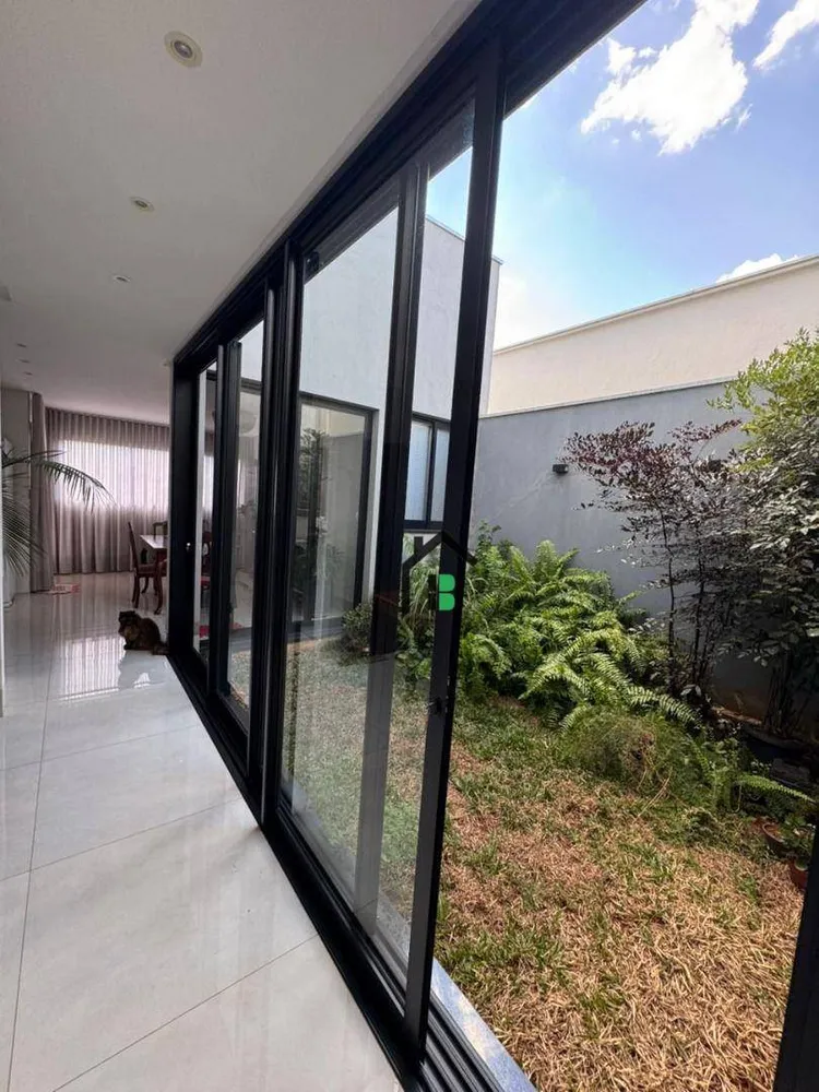 Casa, 3 quartos, 240 m² - Foto 8
