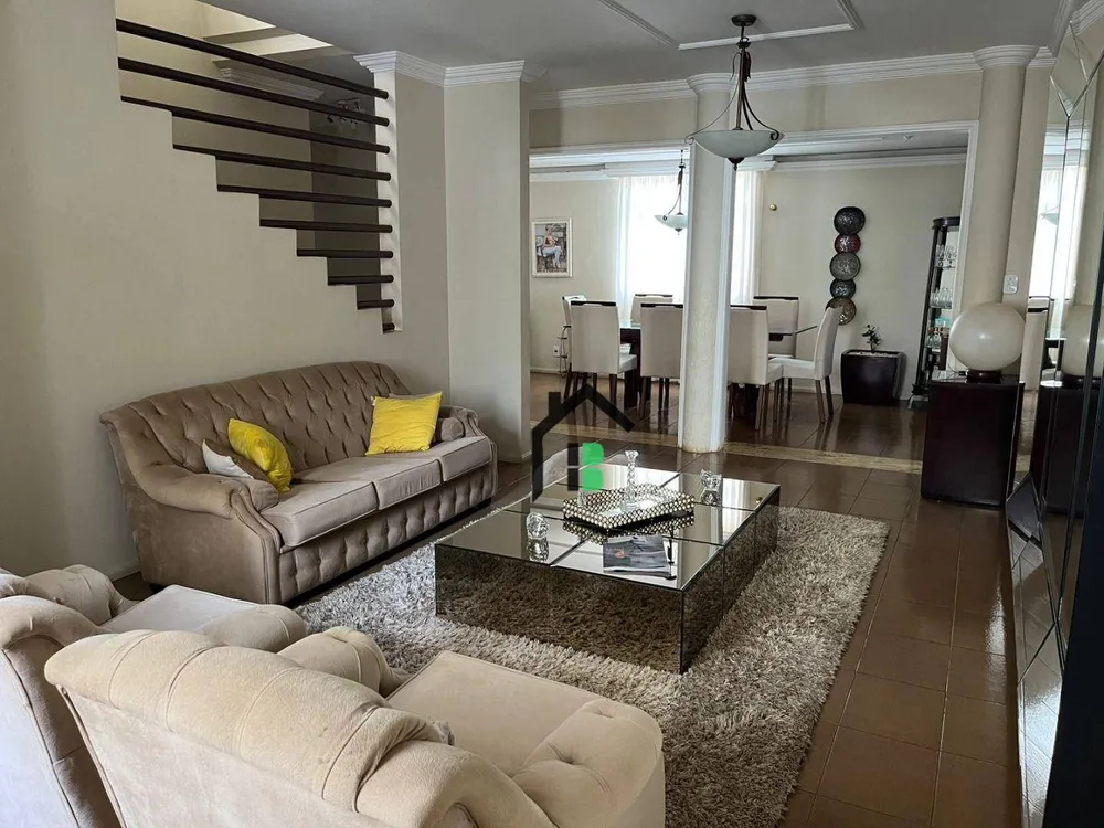 Apartamento, 3 quartos, 160 m² - Foto 2