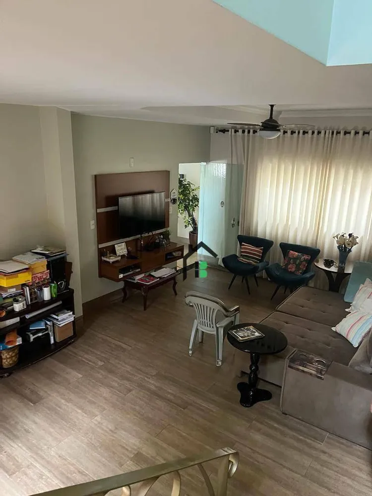 Casa, 4 quartos, 237 m² - Foto 15