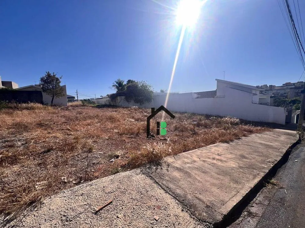 Terreno, 720 m² - Foto 2