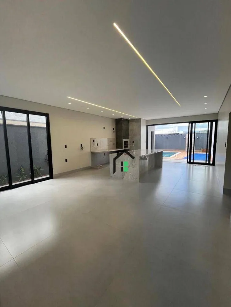 Casa, 3 quartos, 218 m² - Foto 8