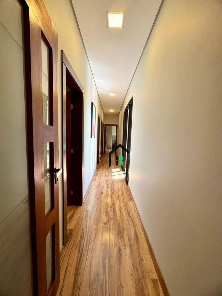 Casa, 4 quartos, 282 m² - Foto 1