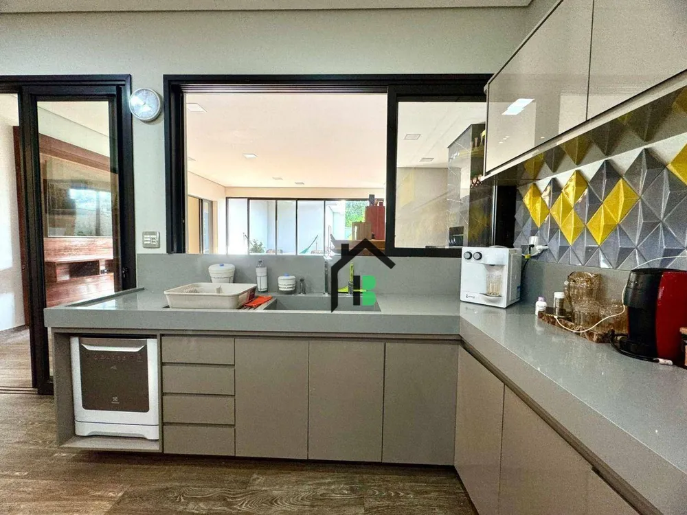 Casa, 4 quartos, 282 m² - Foto 8