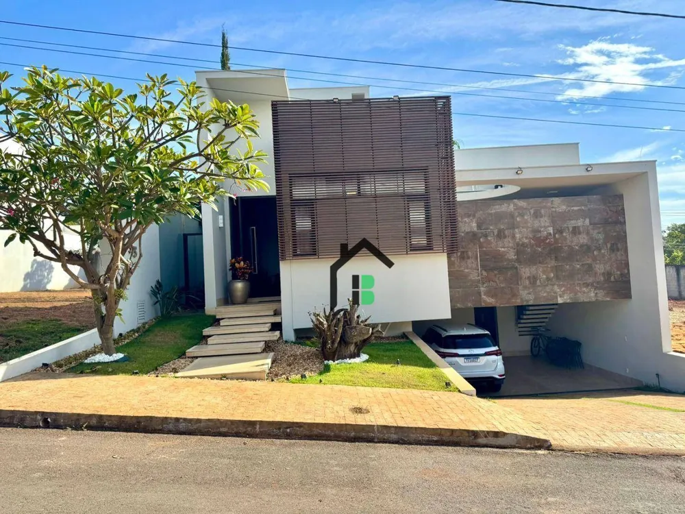 Casa, 4 quartos, 282 m² - Foto 1