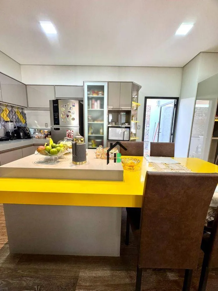 Casa, 4 quartos, 282 m² - Foto 3