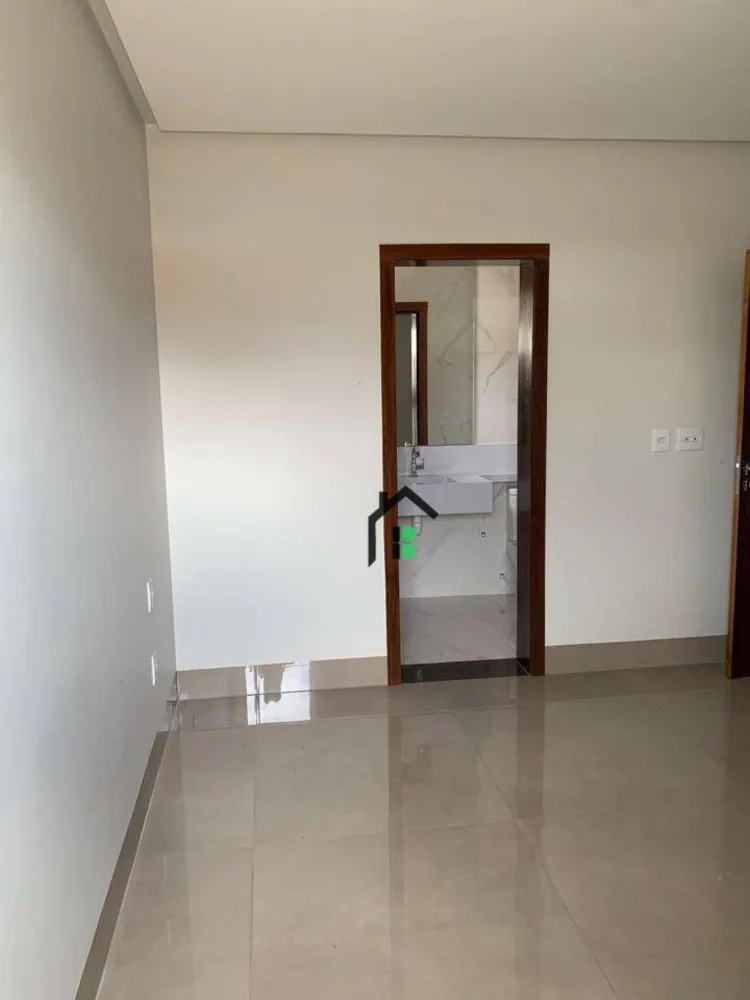 Apartamento, 3 quartos, 140 m² - Foto 4