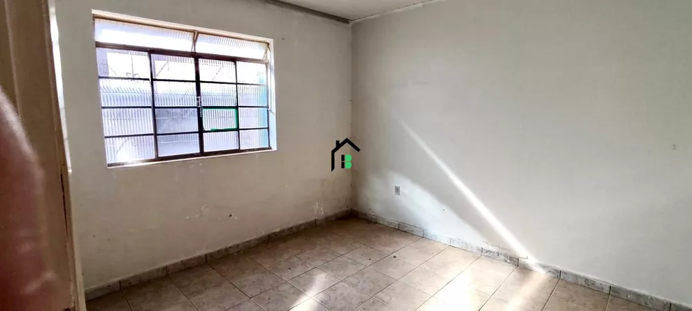 Casa à venda com 4 quartos, 280m² - Foto 5