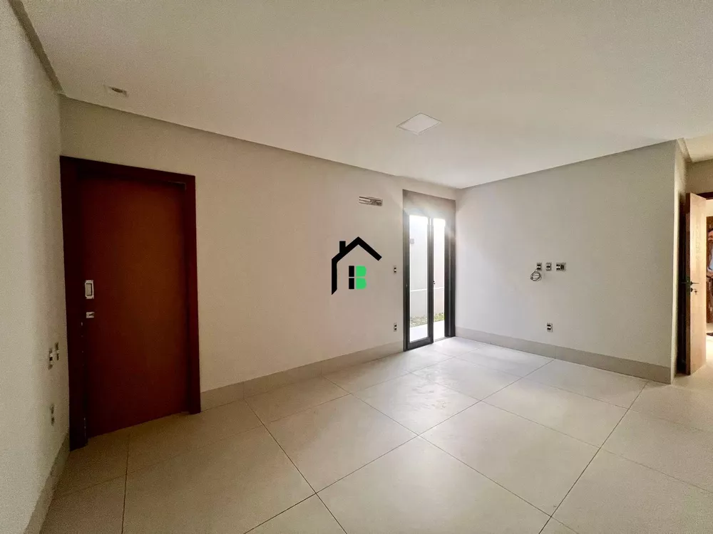 Casa à venda com 3 quartos, 210m² - Foto 12