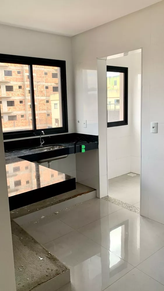 Apartamento à venda com 2 quartos, 62m² - Foto 8