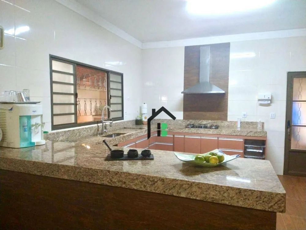 Chácara, 3 quartos, 1500 m² - Foto 12
