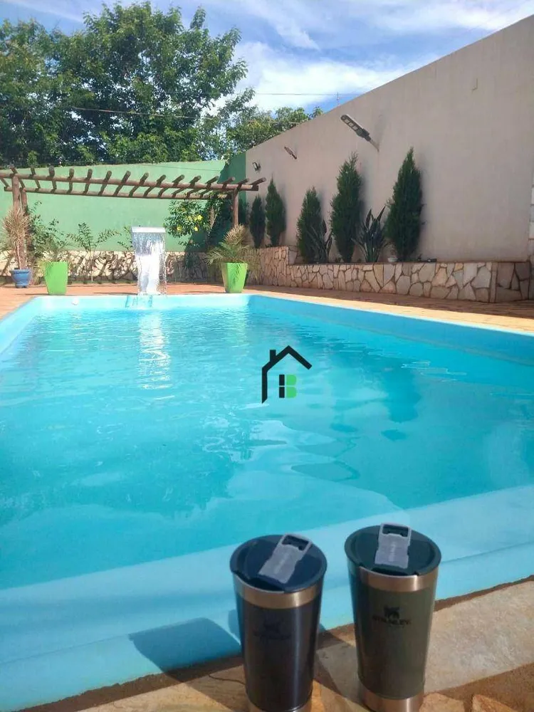 Chácara, 3 quartos, 1500 m² - Foto 2