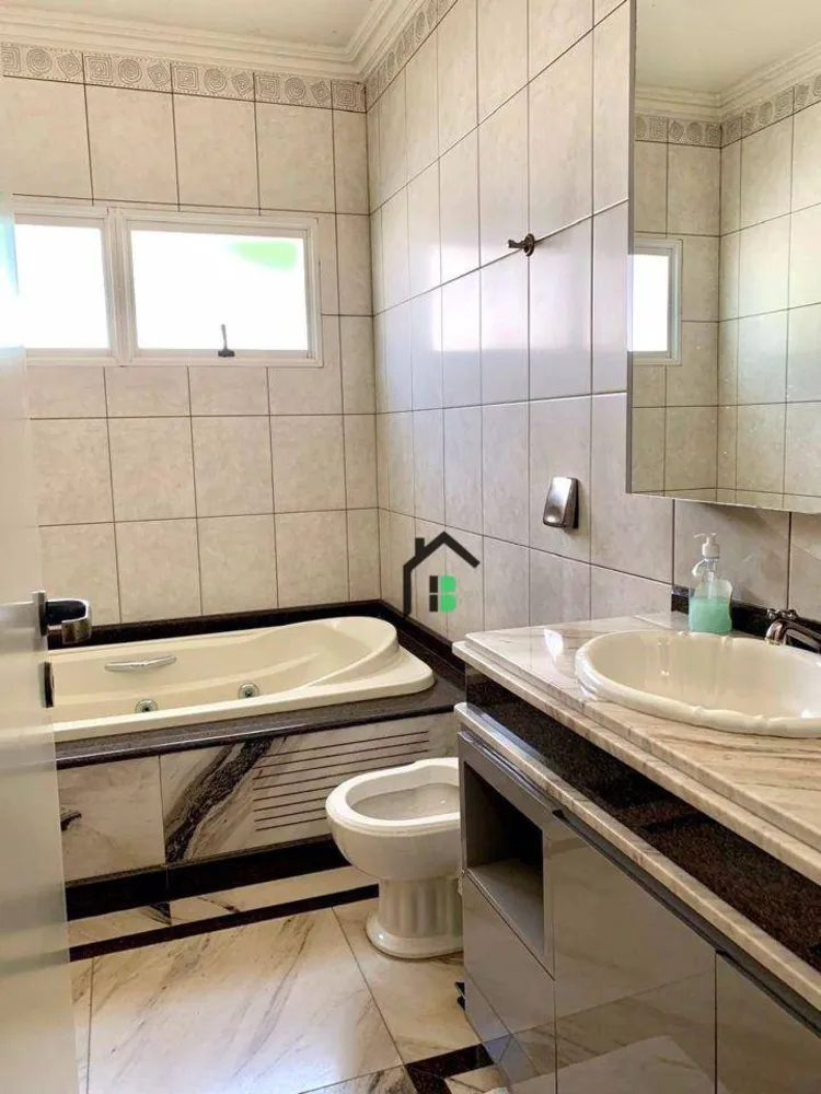 Casa, 3 quartos, 270 m² - Foto 17