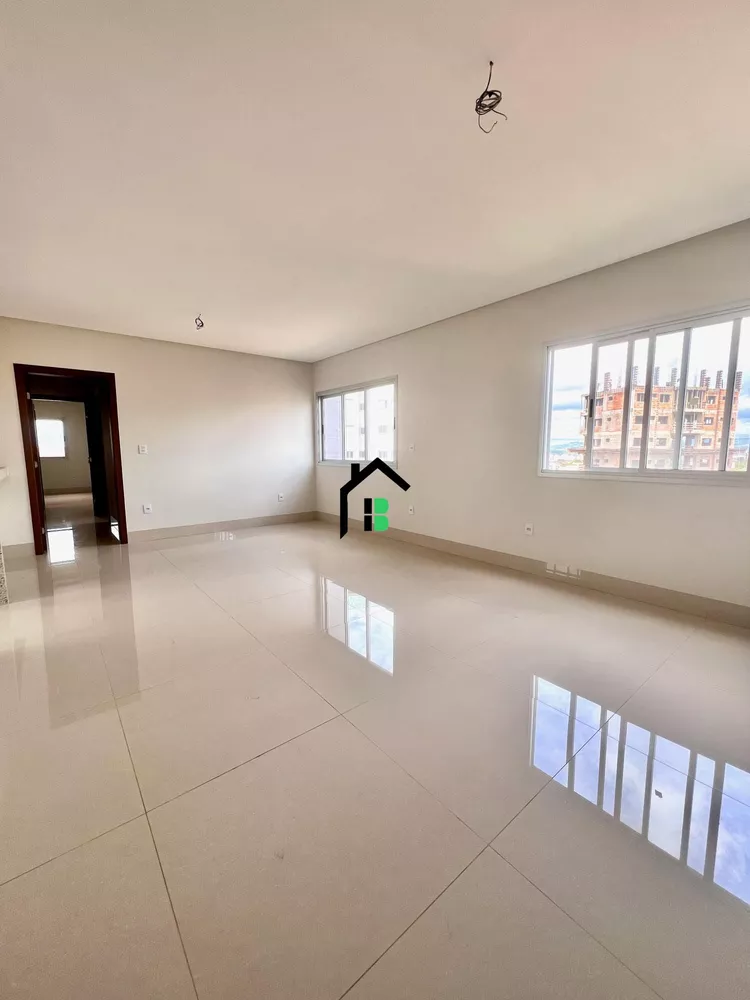 Apartamento à venda com 3 quartos, 110m² - Foto 3