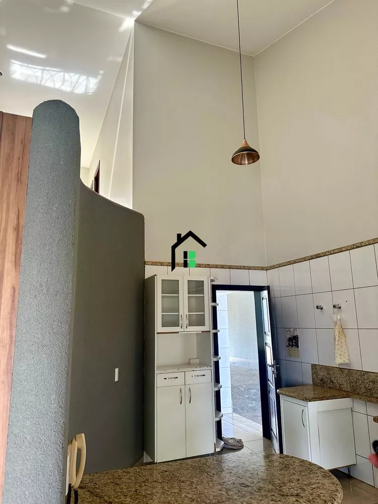 Casa à venda com 3 quartos, 394m² - Foto 9