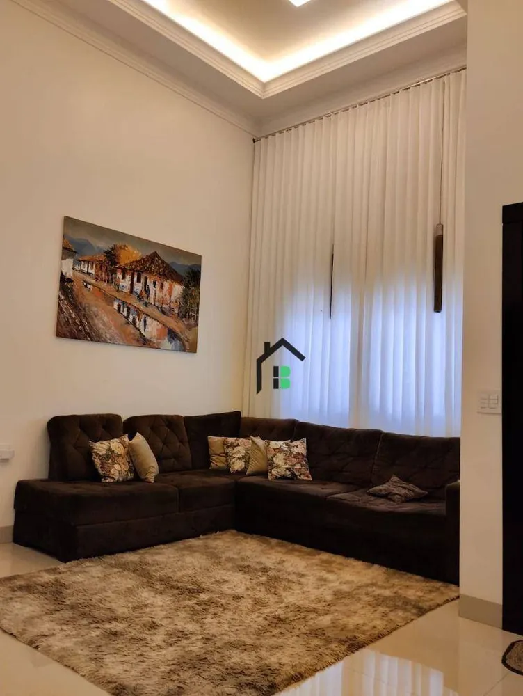 Casa, 4 quartos, 226 m² - Foto 1