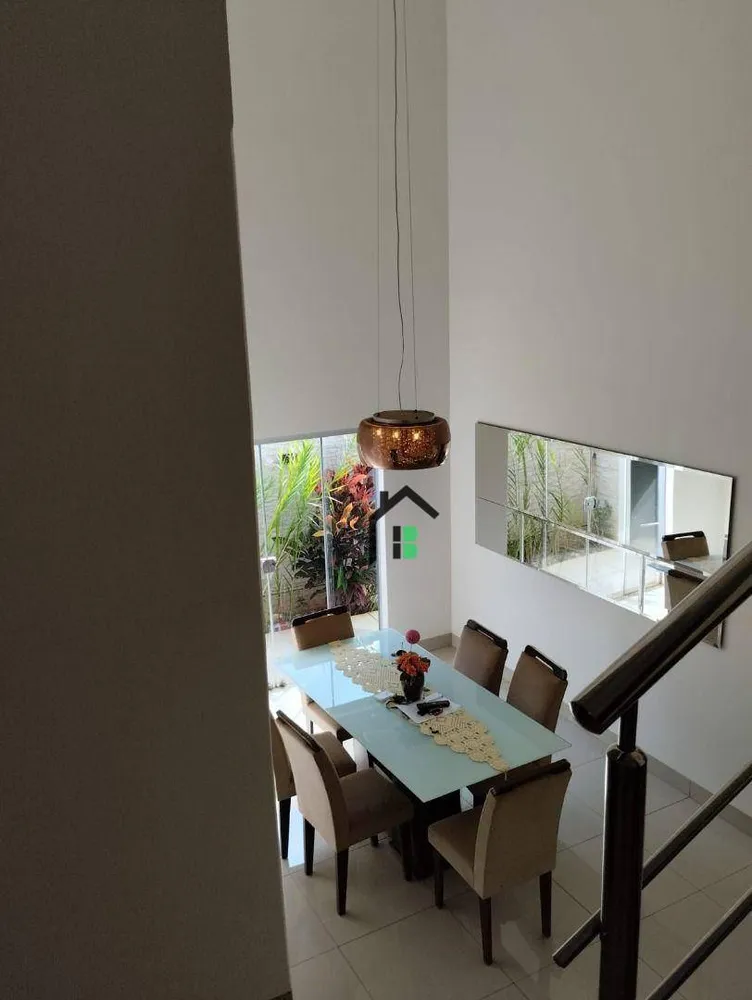 Casa, 4 quartos, 226 m² - Foto 8
