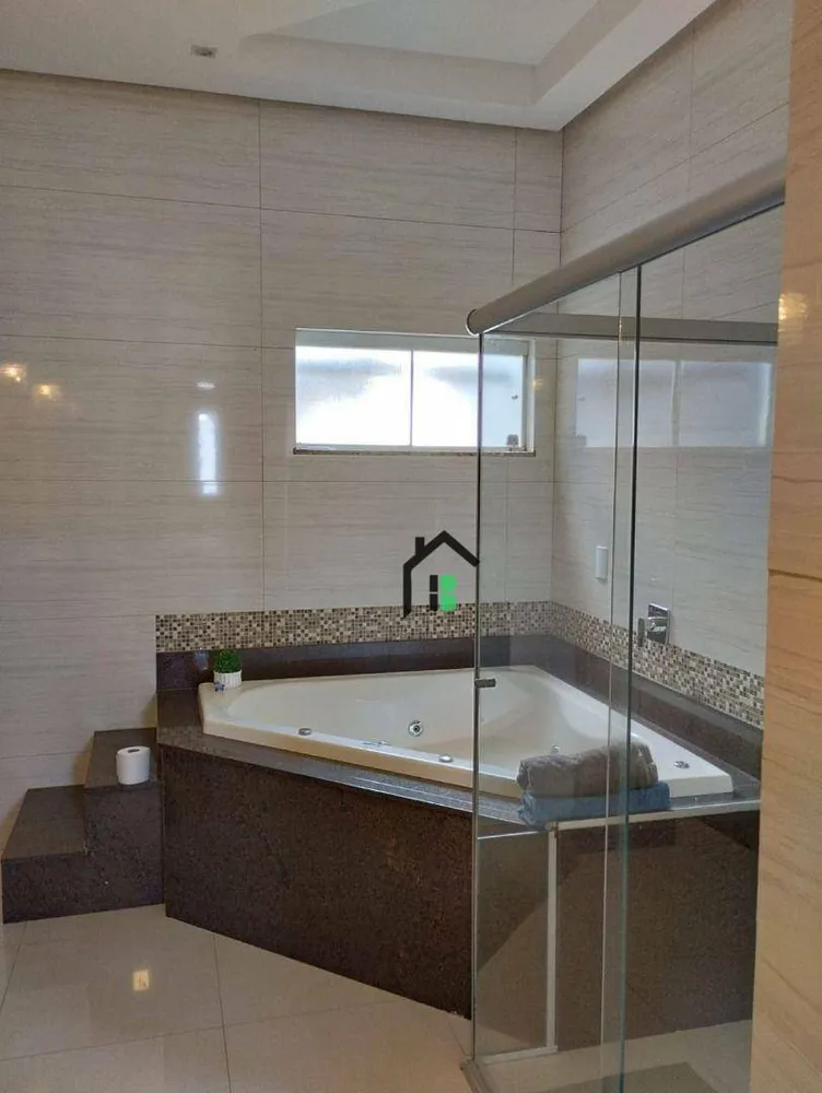 Casa, 4 quartos, 226 m² - Foto 20