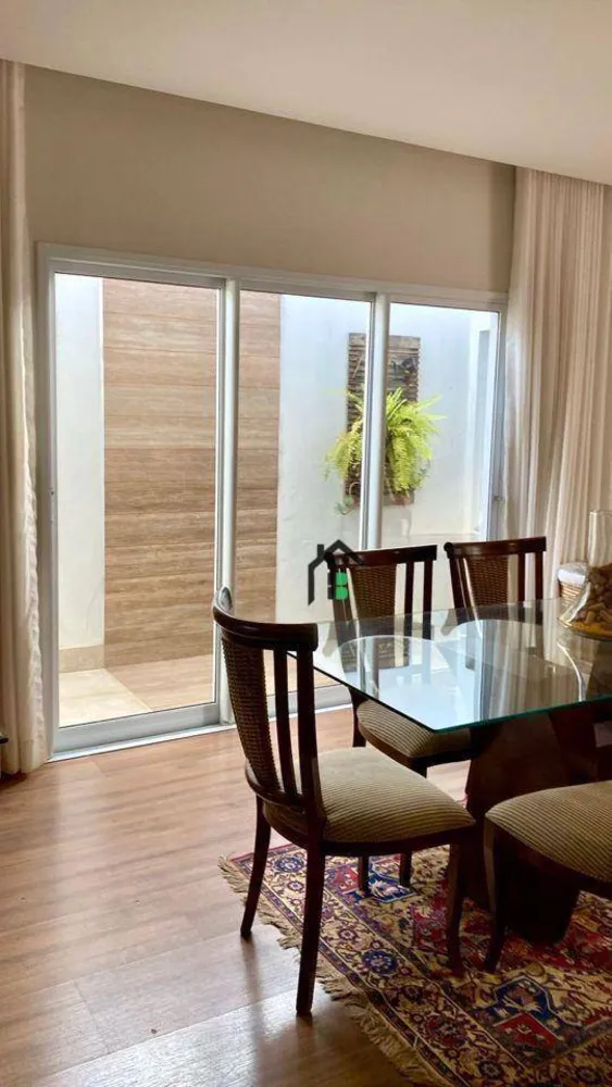 Casa, 3 quartos, 218 m² - Foto 3