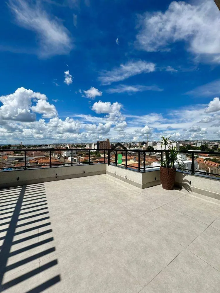 Cobertura, 3 quartos, 233 m² - Foto 9